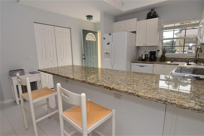 Building Photo - 4235 Castlebridge Lane Unit 1216