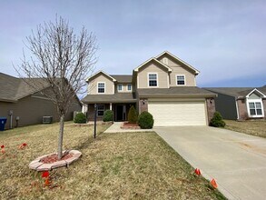 Building Photo - 8014 Harshaw Dr