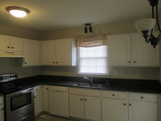 Foto del edificio - 11420 Avery Green Ct