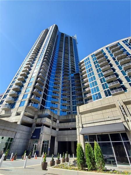 Primary Photo - 400 W Peachtree St NW