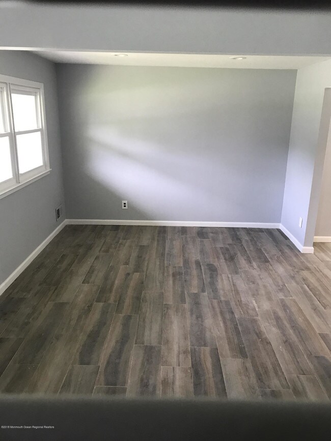 Building Photo - 1 Hudson Bay Terrace