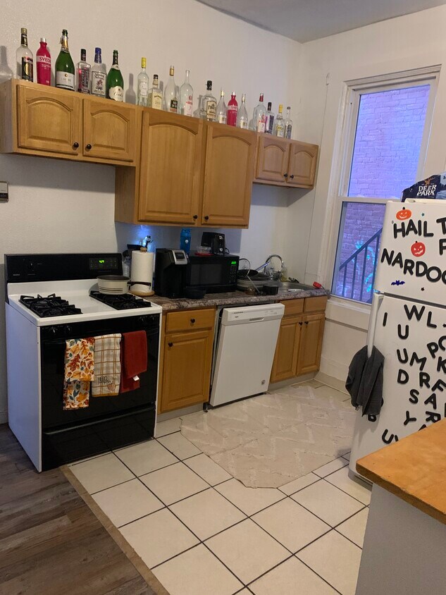 3614 Dawson St Unit 1, Pittsburgh, PA 15213 Apartments in Pittsburgh