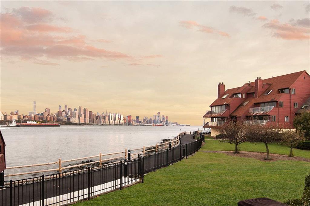 Foto principal - 4C Cove Ln