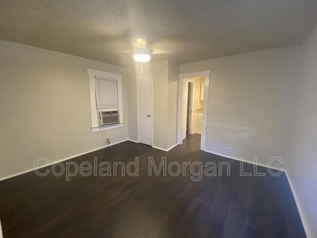 Foto del edificio - 1857 29th Ave N