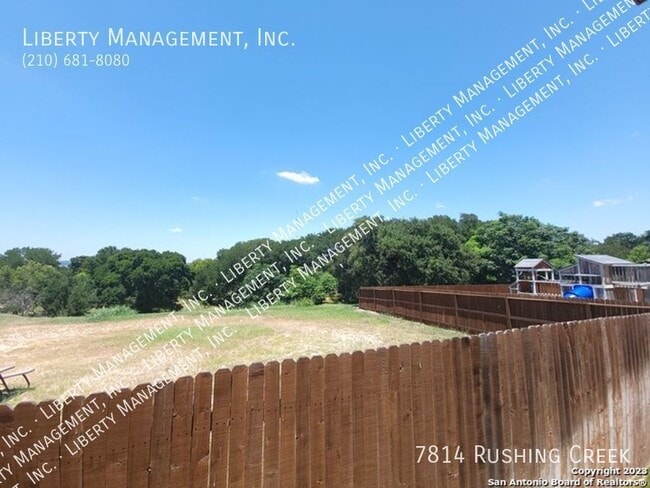 Building Photo - Stunning Highland Home on a Cul de Sac in ...