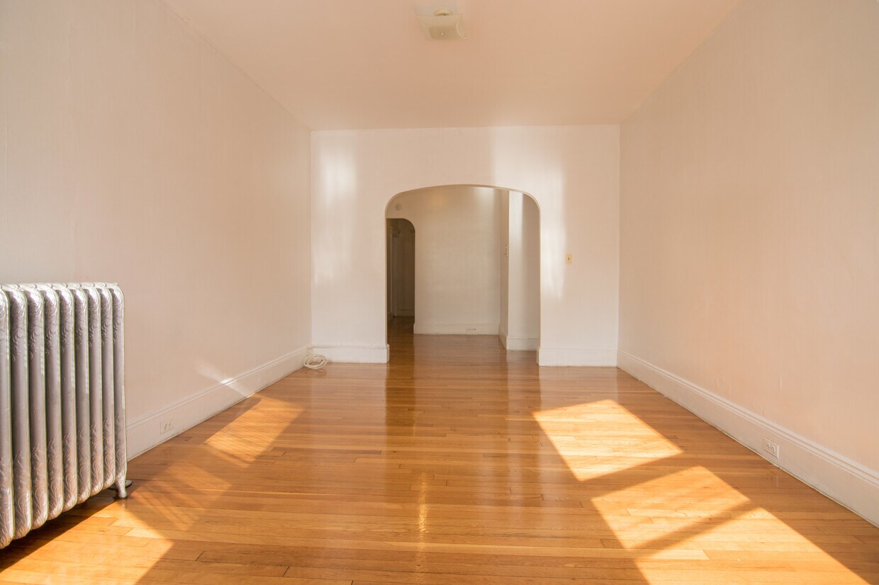 Foto principal - 39 Dwight St
