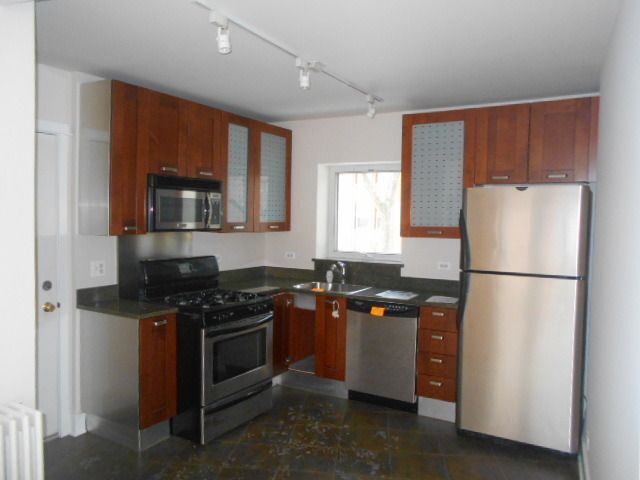 Foto principal - 149 Callan Ave