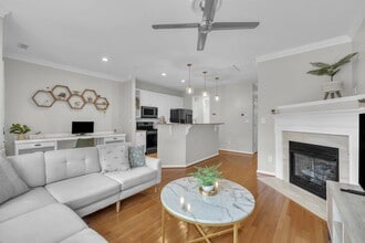 Building Photo - 503 Village Loop Dr