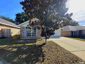 Building Photo - 7909 Cayenne Way