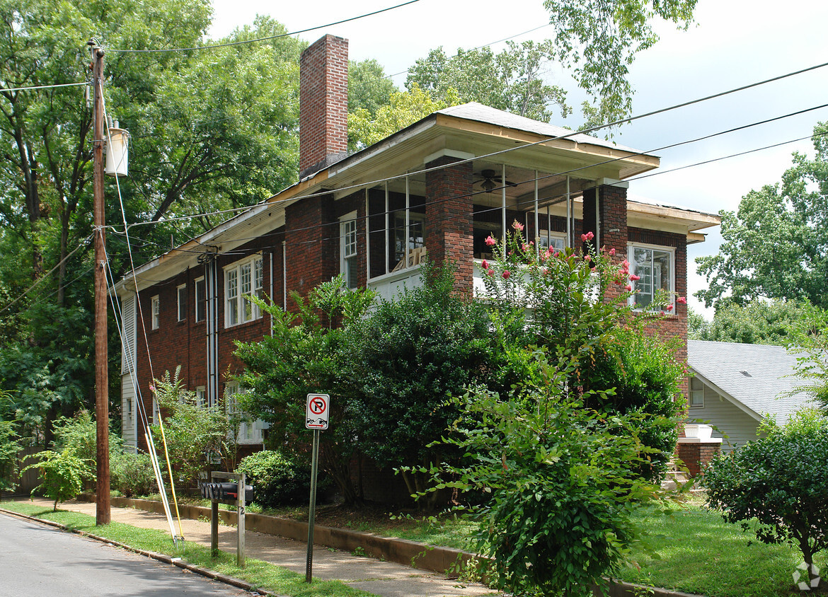 Primary Photo - 1102 Briarcliff Rd