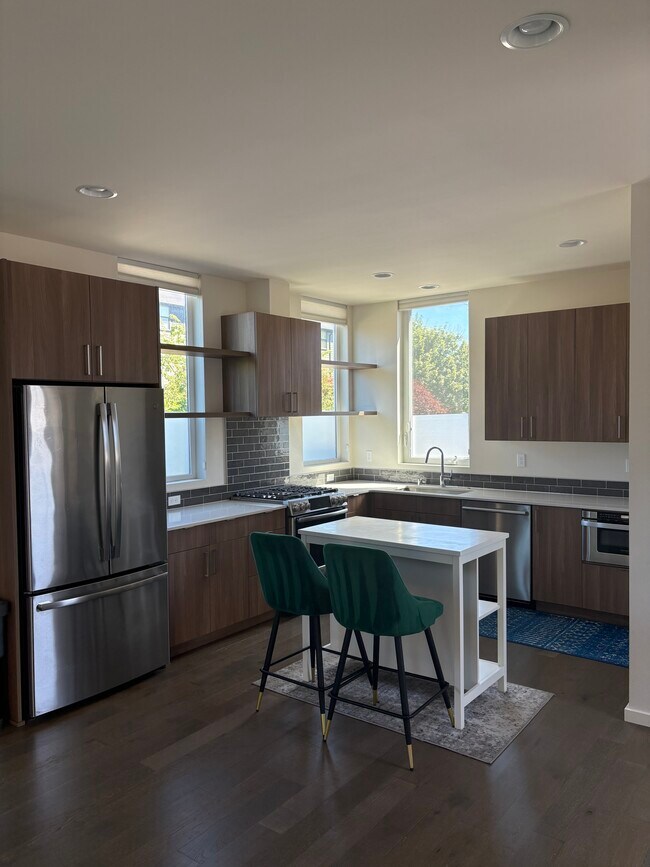 Foto del edificio - 5013 9th Ave NW