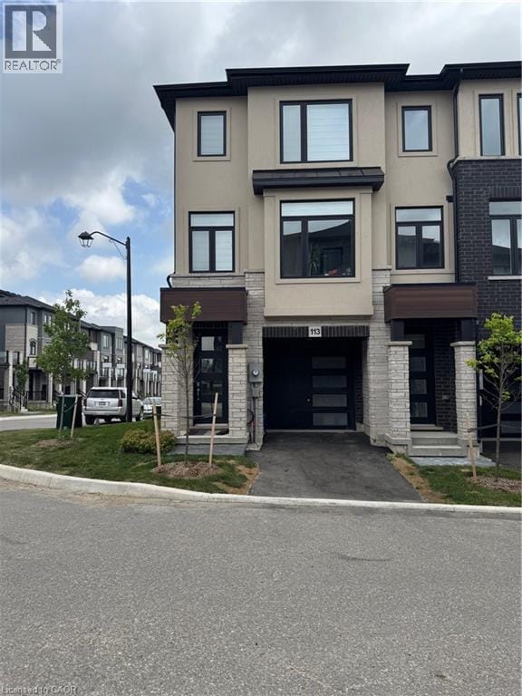 Building Photo - 155 Equestrian Way