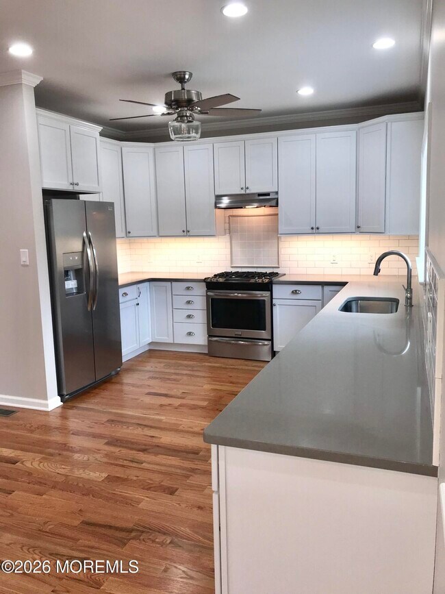 Foto del edificio - 504 N Lake Dr