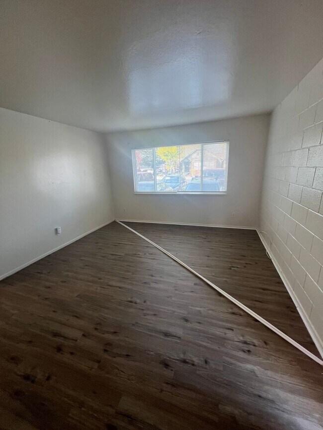 Foto del edificio - 150 Mt Rose St