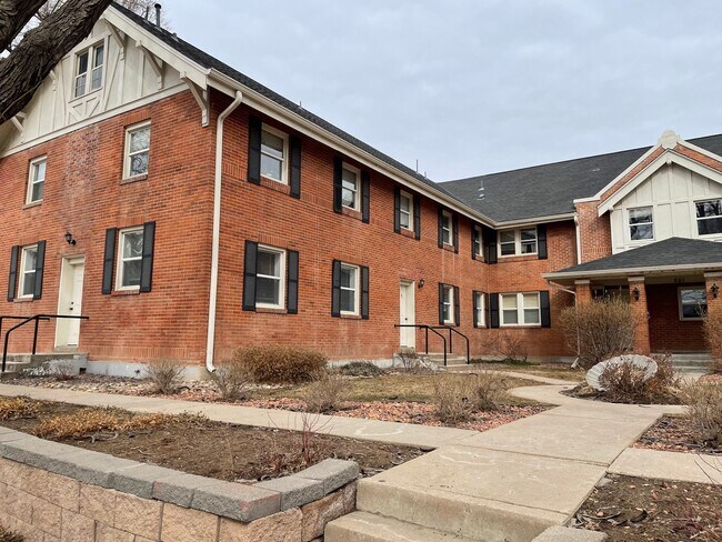 Foto del edificio - Johnstown Apartments (KC-KS)