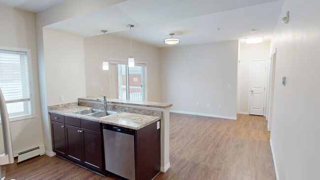 Building Photo - 10004-1097A 97A St