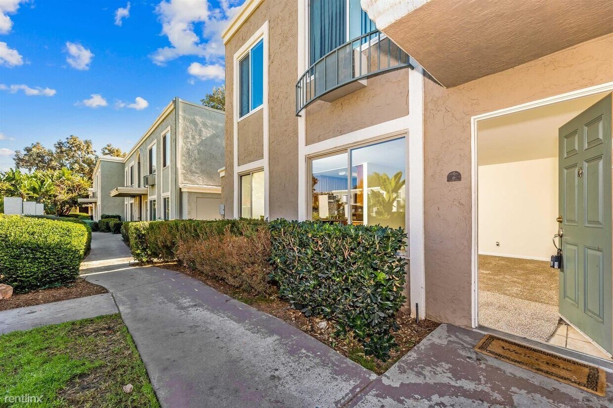 2 br, 1.5 bath Condo 1240 North Broadway... Condo for Rent in