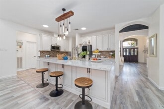 Building Photo - 3214 E Cedar Hollow Dr