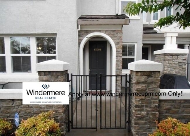 Building Photo - Gorgeous Turn Key Corner Condo In The Heart Of Natomas!