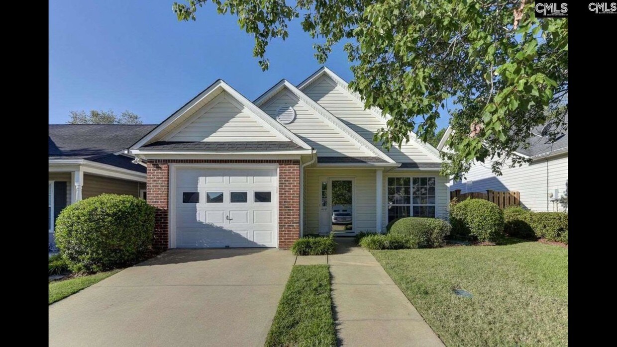 Primary Photo - 410 Ivy Green Ln