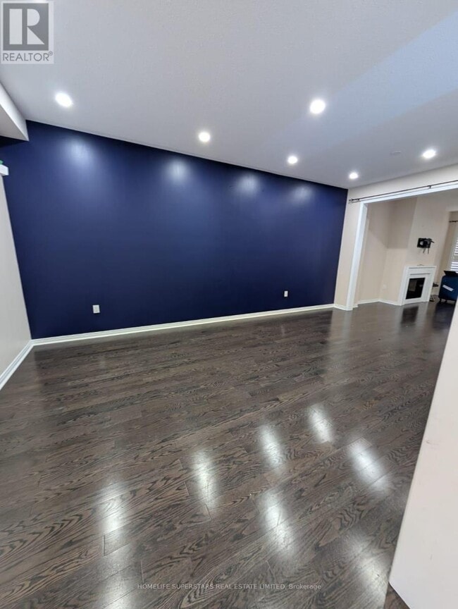 Building Photo - 57 Yellowknife Rd