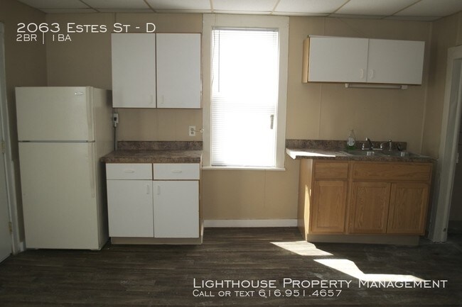 Building Photo - Updated Two Bedroom Apartment in Muskegon