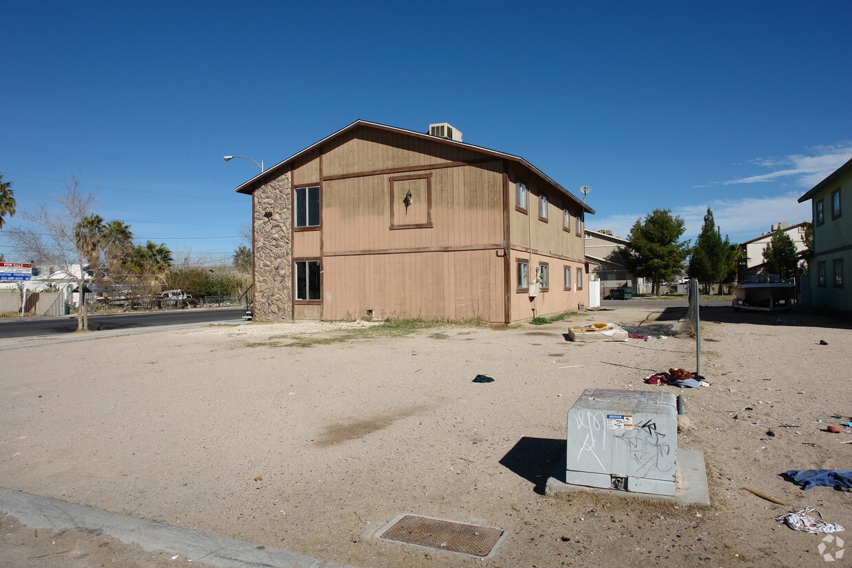 Building Photo - 4912 Sammy Mel Dr