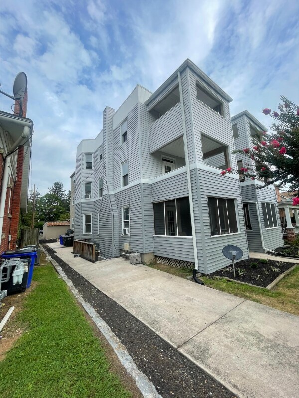 Foto del edificio - 1205 Potomac Ave