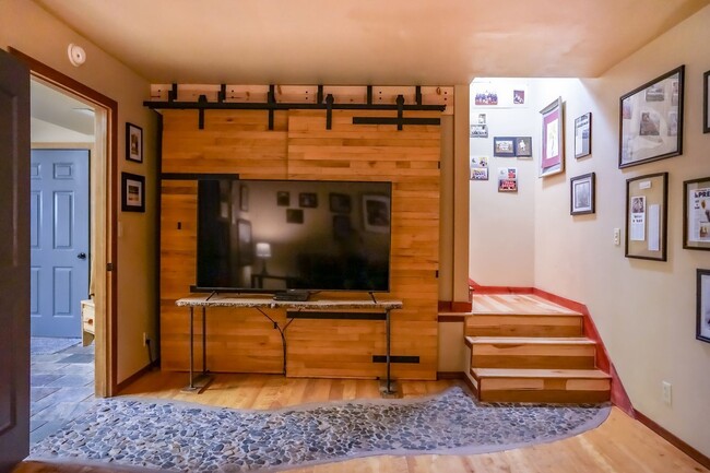 Building Photo - 3 br, 2 bath House - 24196 N Lakeview Blvd