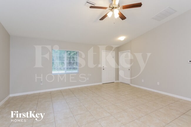 Building Photo - 5569 Landry Ave