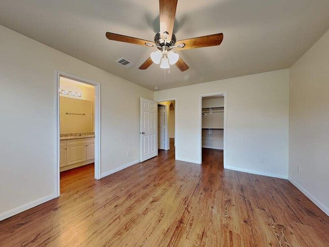 Building Photo - 18819 S Lyford Dr