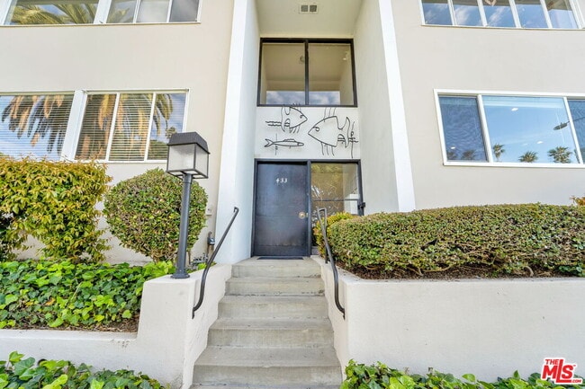 Foto del edificio - 433 Ocean Ave