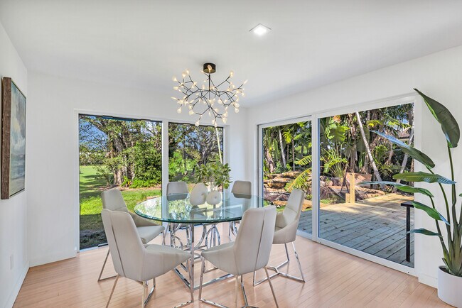 Foto del edificio - 667 NE 105th St