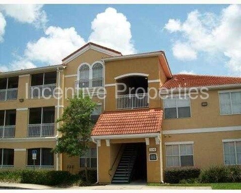 Primary Photo - 18001 Richmond Place Dr