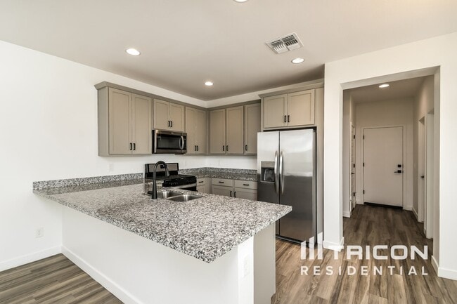 Foto del edificio - 9315 E Strobe Ave