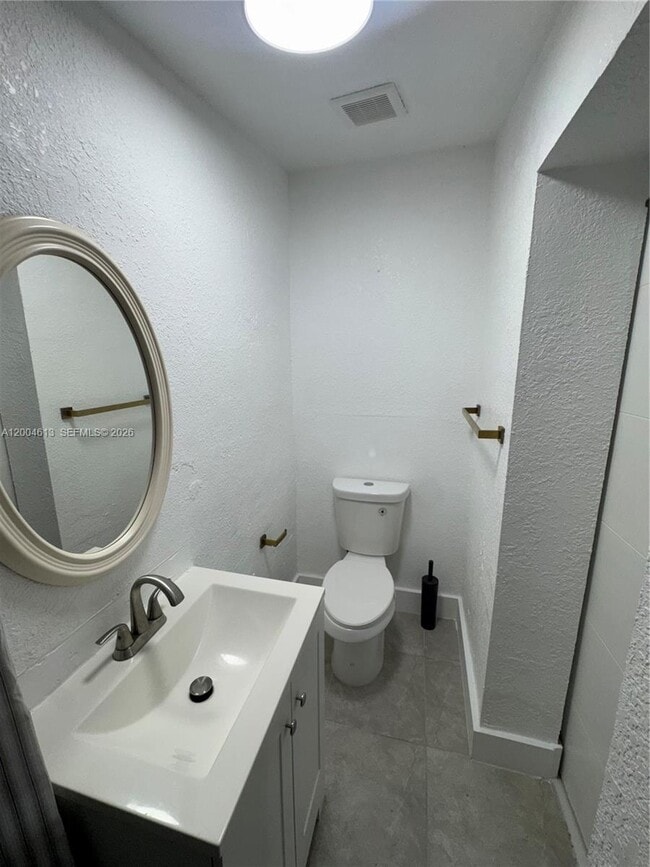 Building Photo - 2796 SW 34th Ct