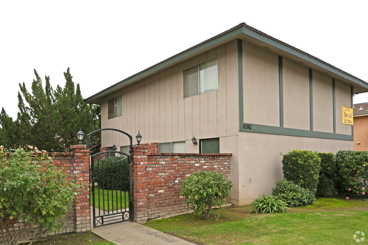 Foto principal - Chapparal Apartments