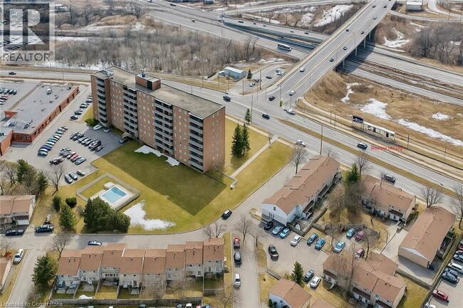 Building Photo - 1100 Courtland Ave E