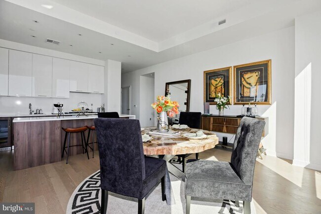 Foto del edificio - 1650 Silver Hill Dr