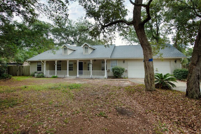 Building Photo - 6880 Andalusian Ct