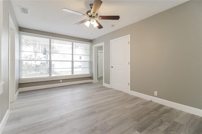 Foto del edificio - 105 Highland Ave