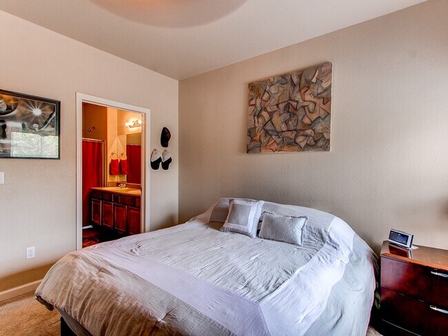 Foto del edificio - 4464 Copeland St