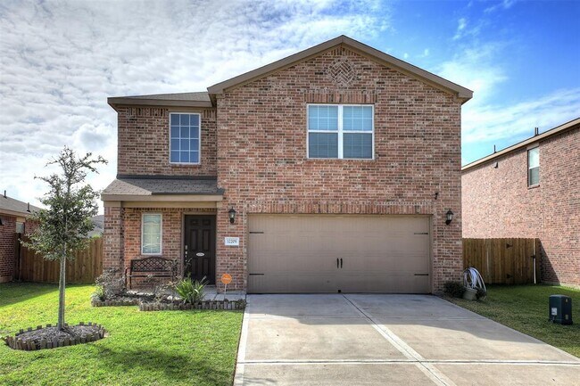 Building Photo - 3001 Seacrest Ln