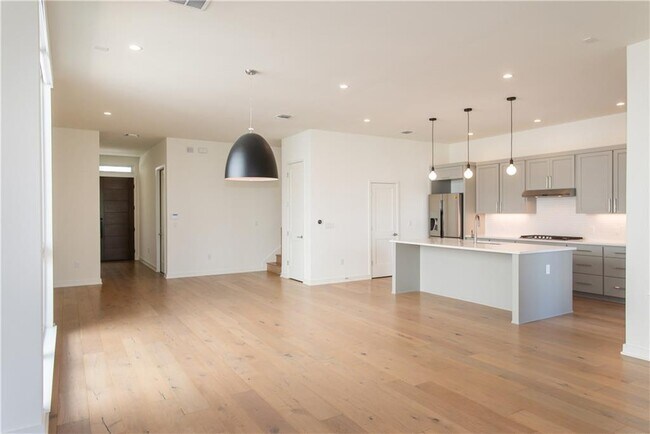 Building Photo - 2522 Watkins Way