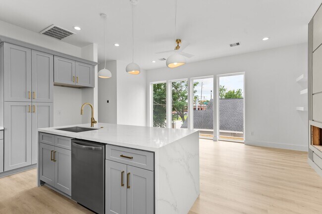 Foto del edificio - 3112 Live Oak St