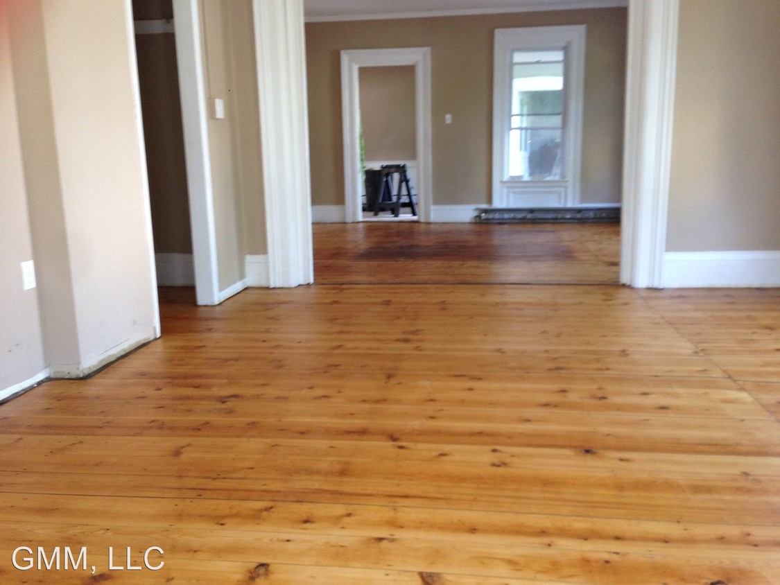 Primary Photo - 2 br, 1 bath Apartment - 154 Main Street