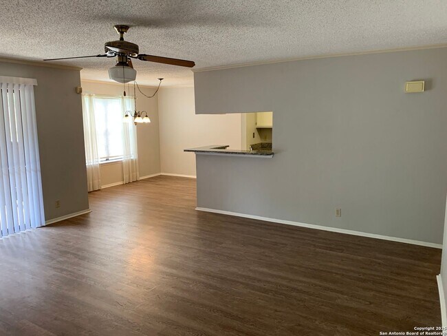 Foto del edificio - 2 Bedroom 2 Bath Condo near Medical Center