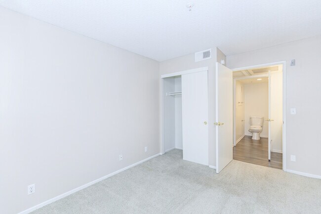 Foto del edificio - New Horizon Village Senior Apartment Homes