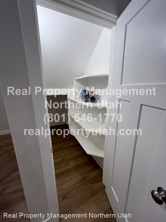 Foto del edificio - 3 br, 2.5 bath House - 3400 S. Hazel Ave.