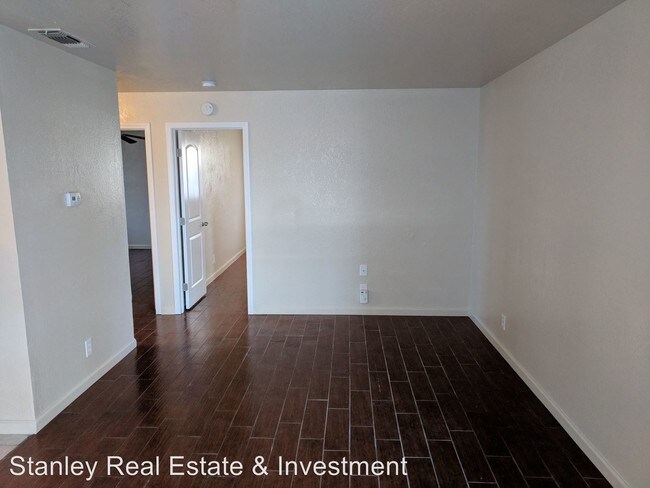 Building Photo - 260 McFarland St